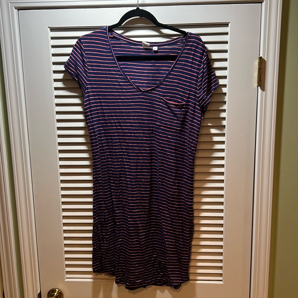 Gap navy-red striped t-shirt dress
